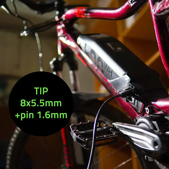 Qoltec 50334 ātrais lādētājs e-velosipēdam, elektriskajam skrejritenim XIAOMI 36V | 42V | 2A | 8.0*8.0mm | ūdensizturīgs + strāvas kabelis