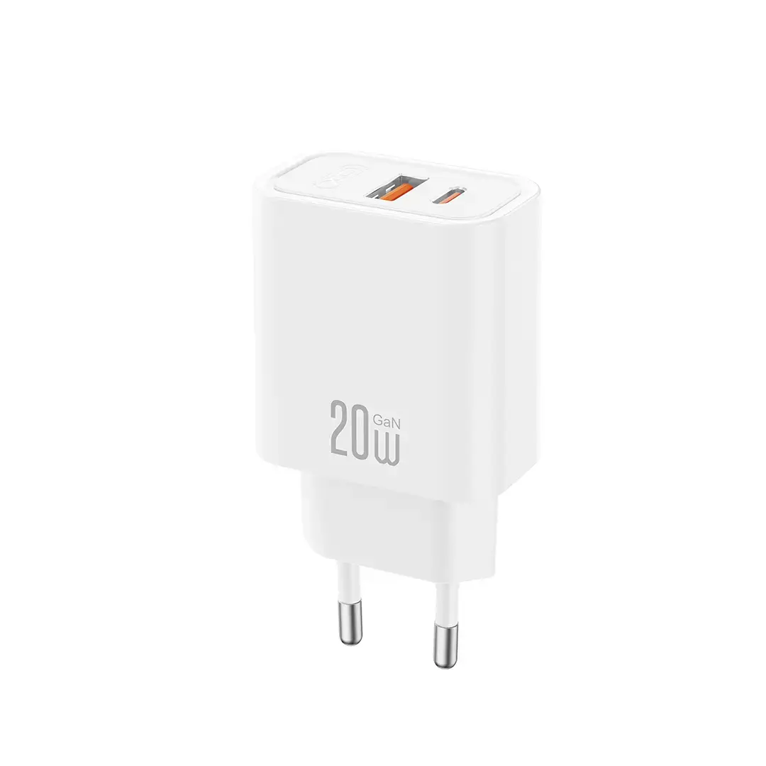 XO CE40 reisilaadija | 20W | PD, QC | USB-C, USB-A | valge