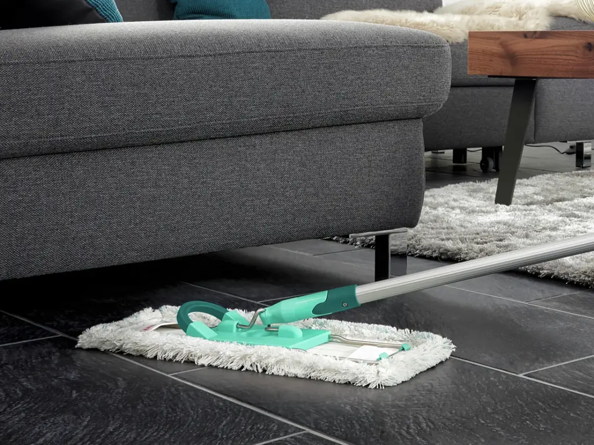 LEIFHEIT Grīdas birste ar teleskopisku kātu Profi XL micro duo 42cm