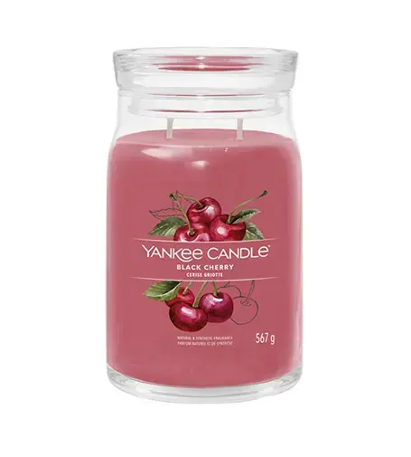 Yankee Candle Black Cherry signature candle 567 g