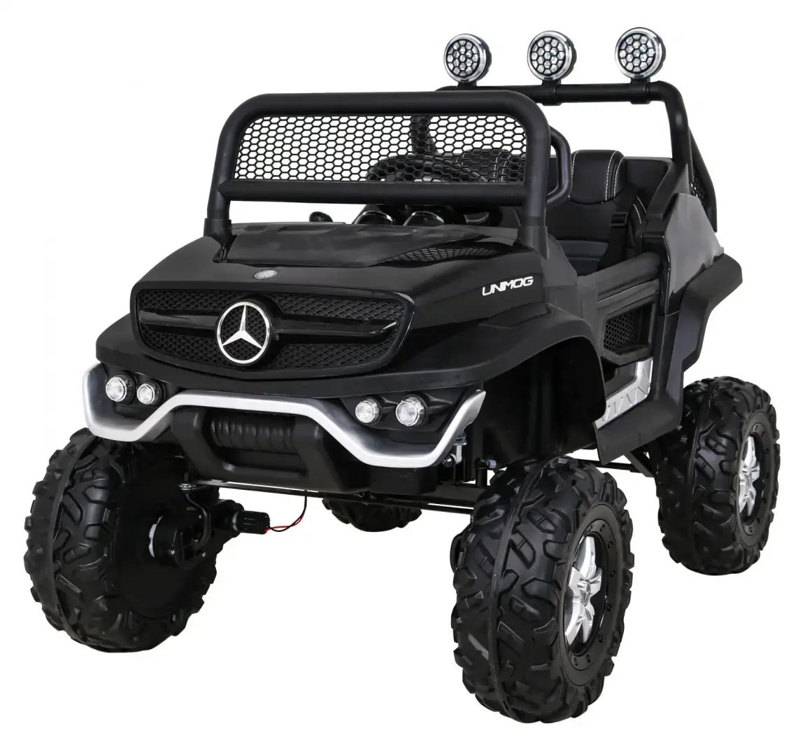Vehicle Mercedes BENZ UNIMOG Black