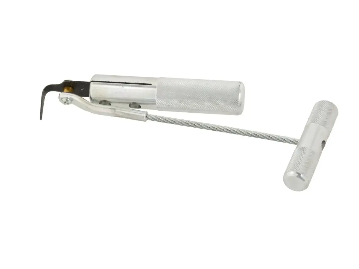 Bonded windscreen removal tool with two additional blades