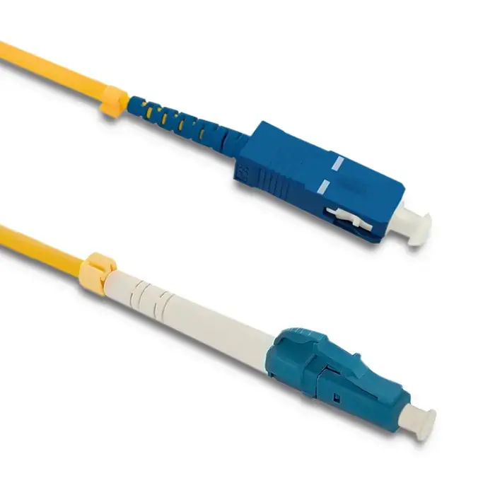 Qoltec Patchcord fiber optic LC/UPC - SC/UPC | Singlemode | 9/125 | G652D | Simplex | 0.5m