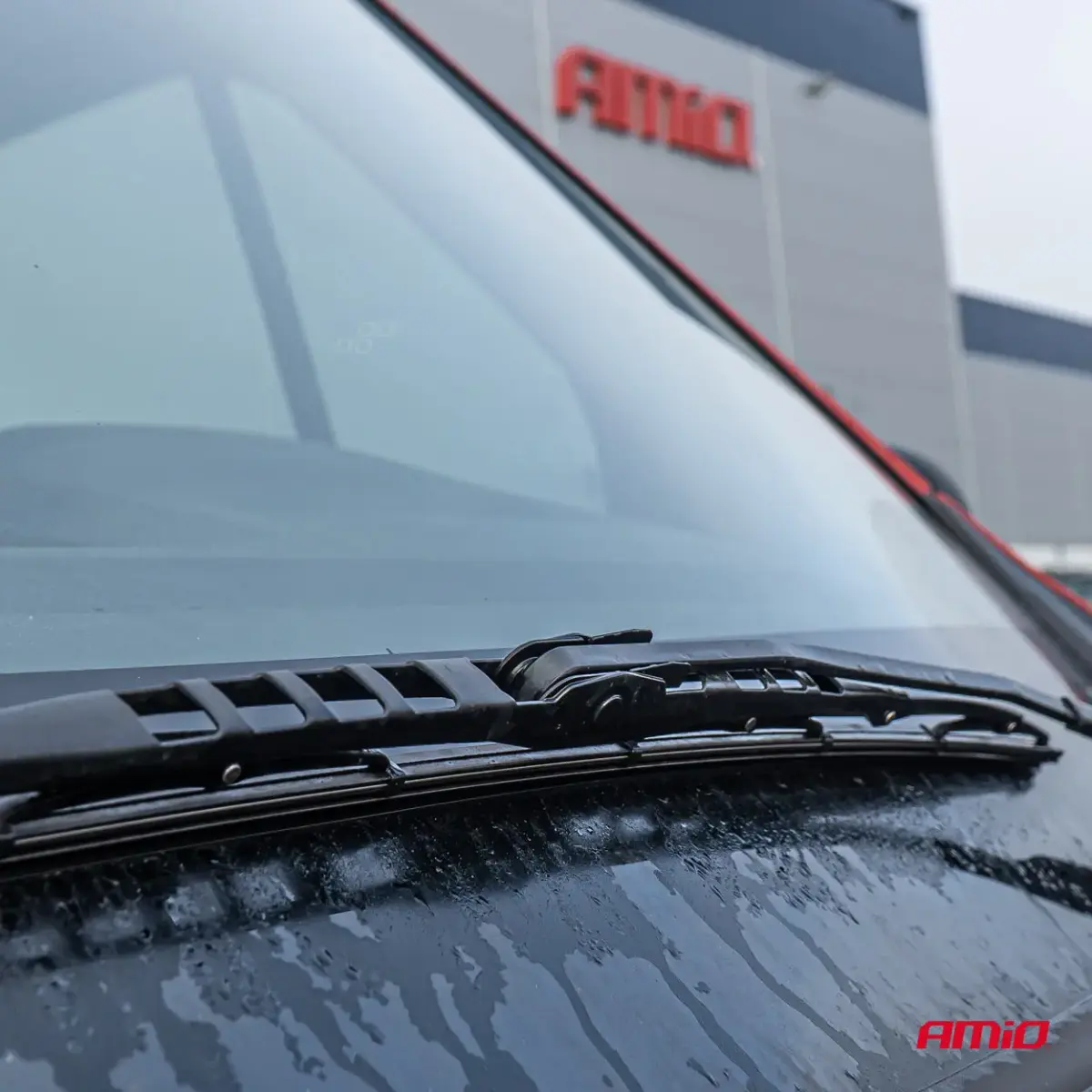 FLAT WIPER BLADE  904 28" 700mm TRUCK T03