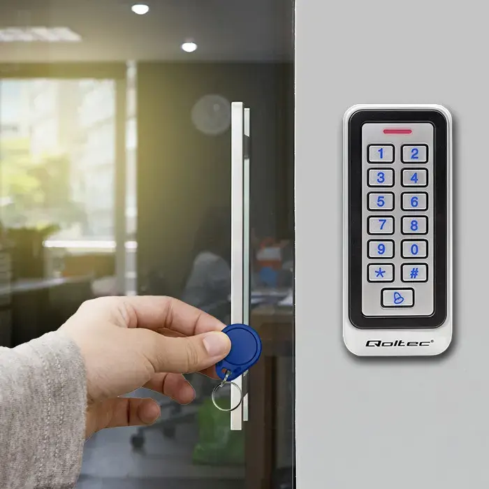 Qoltec Code lock RHEA with RFID reader | Code | Card | key fob |Doorbell | IP68 | EM