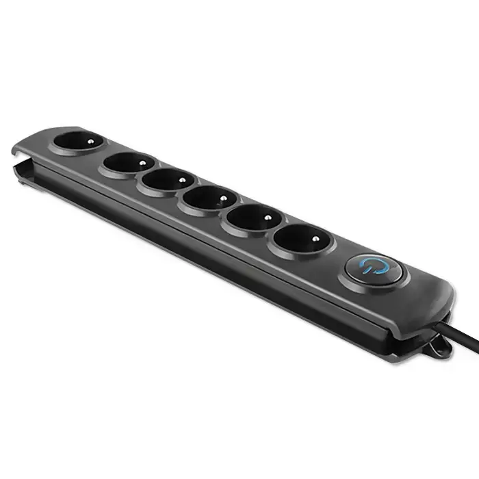 Qoltec Surge protector | 6 sockets | 1.8m | Black
