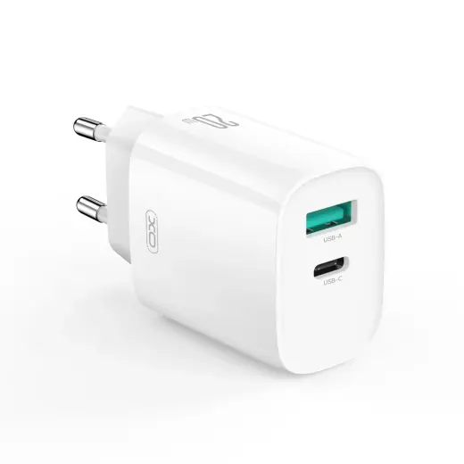 XO CE29 kelioninis įkroviklis | 20W | PD, QC | USB-C, USB-A | baltas