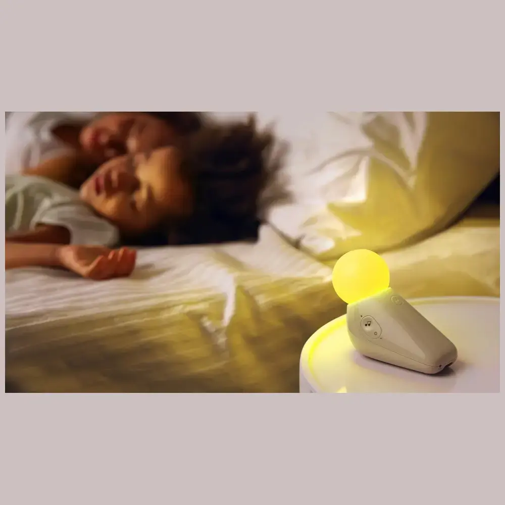 Motorola S1 Light and Sound Soother Night Light with Soothing Sounds white