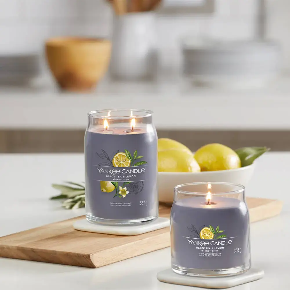 Yankee Candle Signature Medium Candle Black Tea & Lemon 368 G