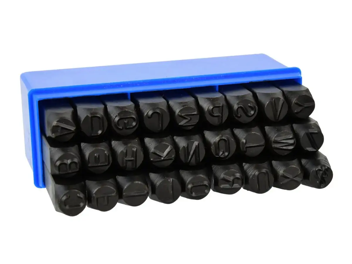 Figūrinių štampų raidžių rinkinys, 27 vnt., 10 mm