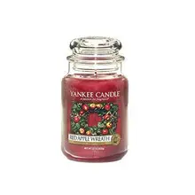 Red Apple Wreath Candle - A scented candle