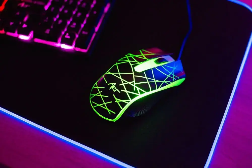 ART set wire keyboard USB A QWERTY with light + wire mouse USB A with light AK-50 black