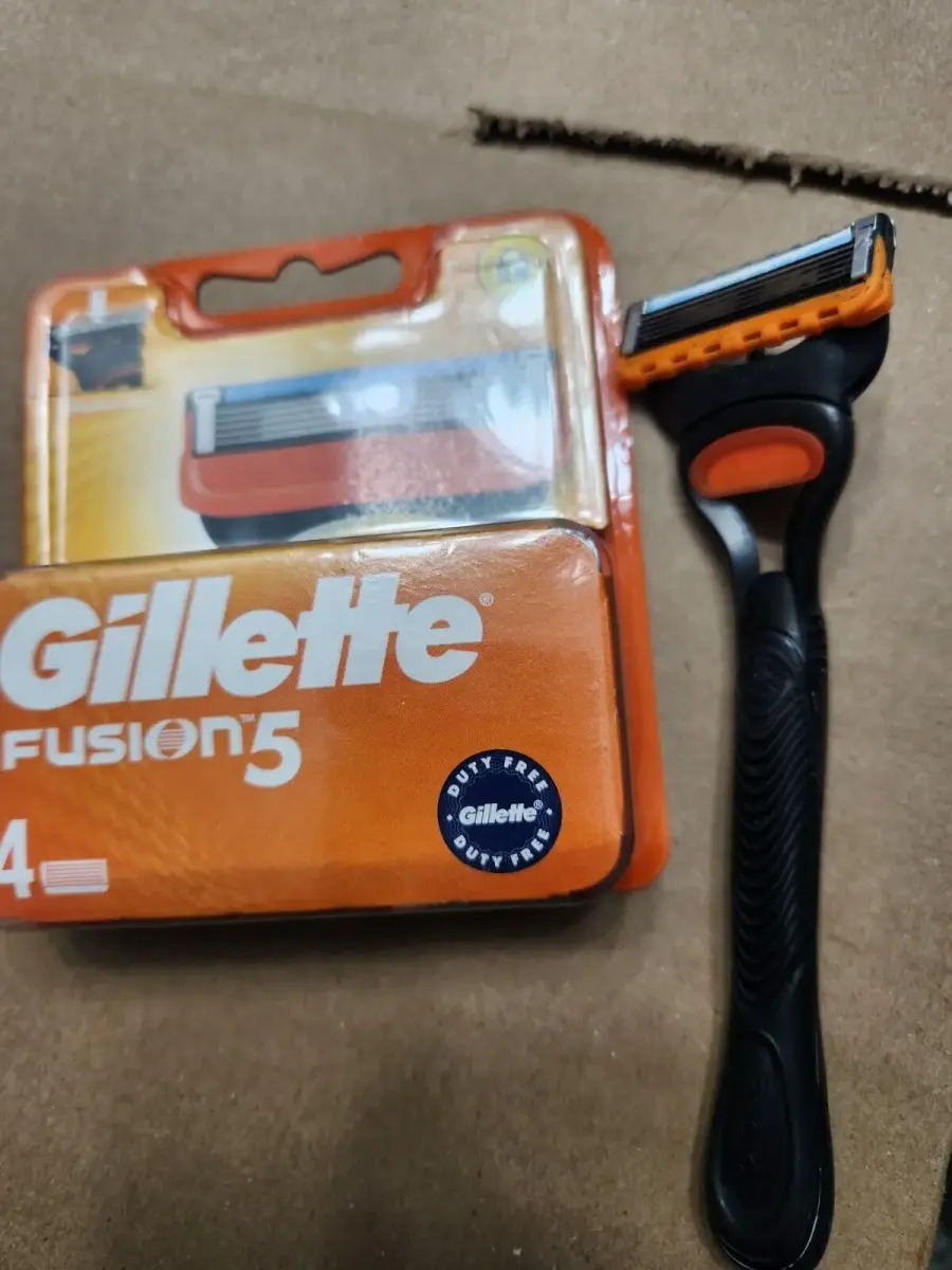 Gillette Fusion 5 Stick with Blades