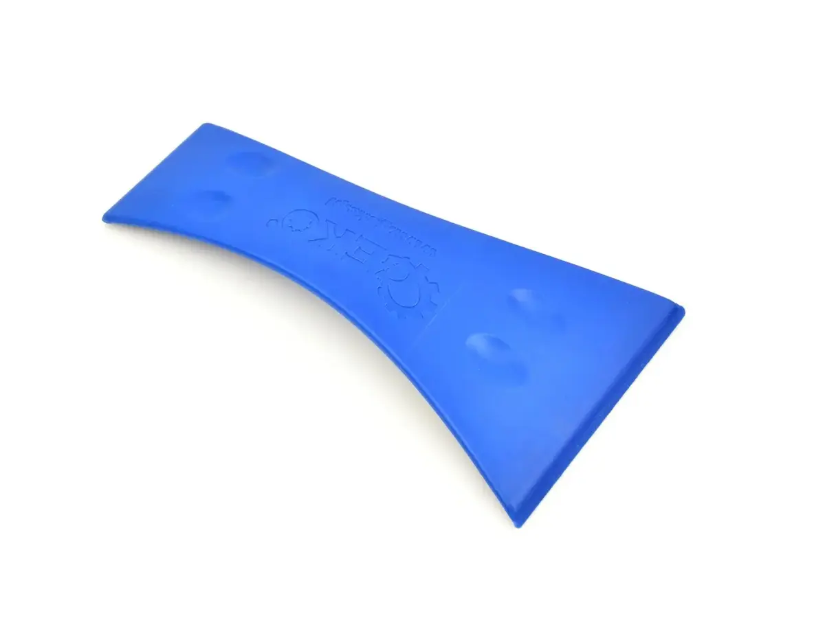 Snow scraper