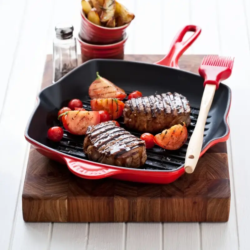 Le Creuset Čuguna grillpanna kvadrātveida 26x26cm sarkana