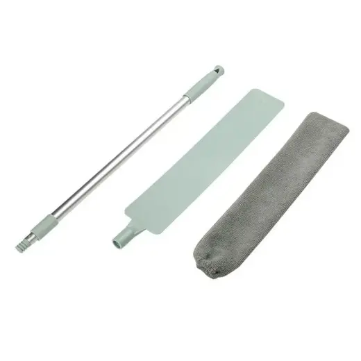 Retractable slit duster