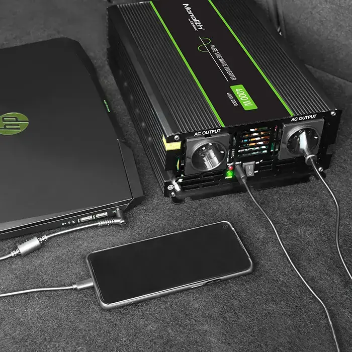 Qoltec Pure Sine Wave Inverter Monolith | 2000W | 4000W | 12V to 230 V