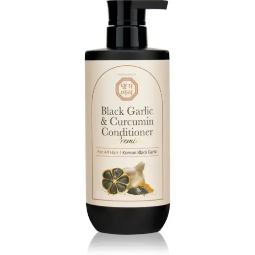 DAENG GI MEO RI Black Garlic & Curcumin Treatment Nourishing Conditioner for Hair Density and Protection Against Breakage 500 Ml