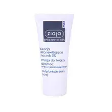 Regenerating and moisturizing cream with smoothing effect Ultra-Moisturizing With Urea 50 ml