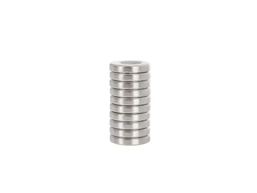 14x3mm ümmargused neodüümagnetid kruviauguga