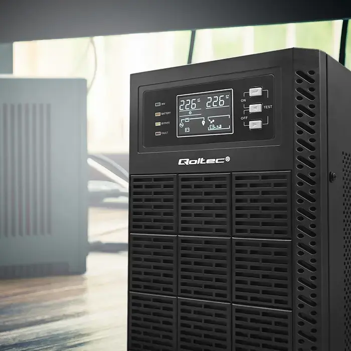 Qoltec Uninterruptible Power Supply UPS | 10kVA | 10000W | Power factor 1.0 | LCD | EPO | USB | On-line