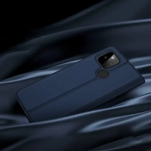 Dux Ducis Skin Pro Bookcase type case for Google Pixel 5a black