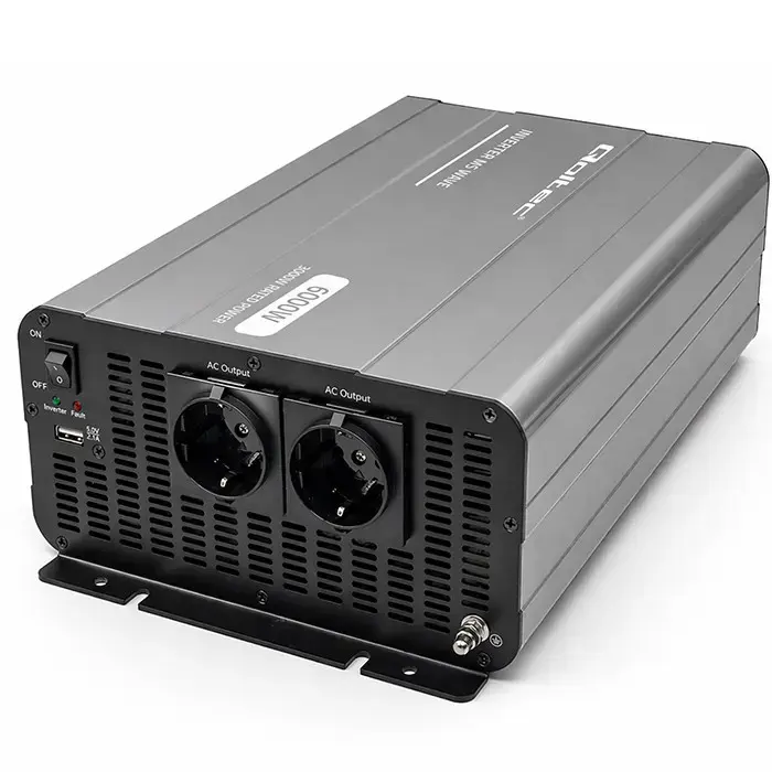 Qoltec MS Wave Voltage Converter | 12V to 230V | 3000/6000W | USB | Compatible with LiFePO4, GEL and AGM batteries