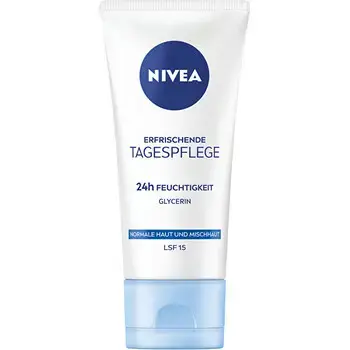 Essential Day Cream SPF 15 - Hydrating day cream for normal and combination skin.