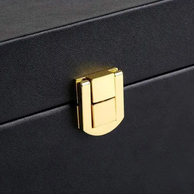 Signal blocking chest Radio blocking Faraday Box for car keys smartphone black