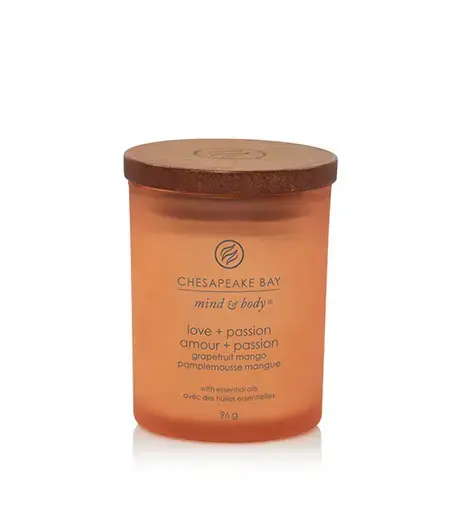 Chesapeake Bay Love + Passion scented candle 96 g