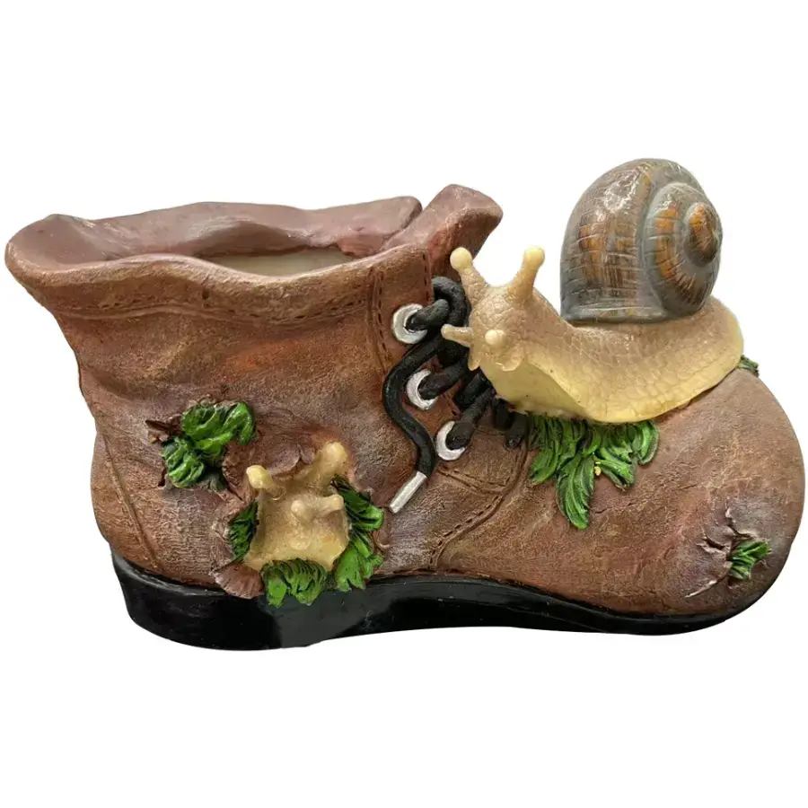 BESK Garden decor Snail on a boot, 21x9x11cm