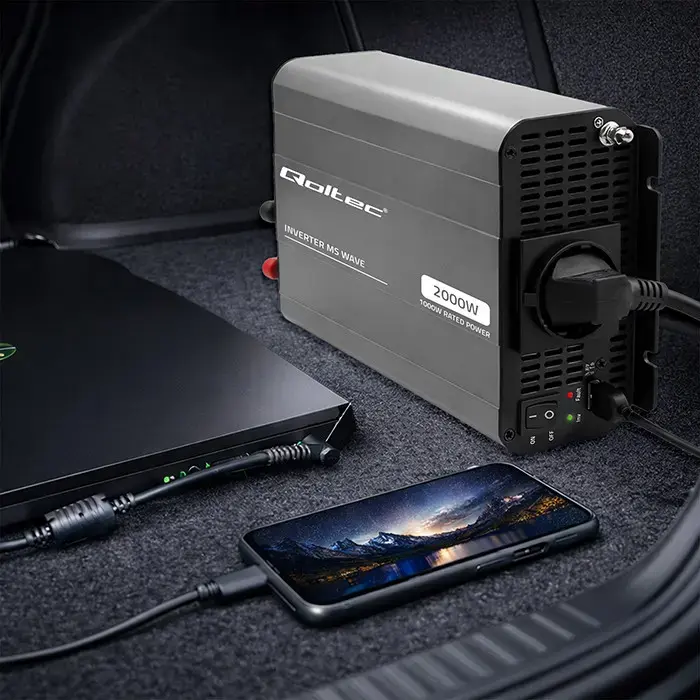 Qoltec MS Wave Voltage Converter | 12V to 230V | 1000/2000W | USB | Compatible with LiFePO4, GEL and AGM batteries