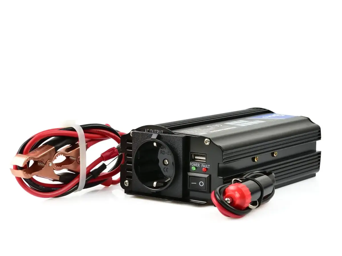 Sprieguma pārveidotājs 12V/230V 350/700W