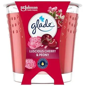 Glade Luscious Cherry & Peony Candle - Vonná svíčka 204.0g