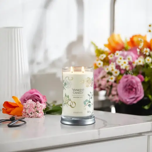 Yankee Candle Wedding Day Tumbler Candle Signature - 567.0 G