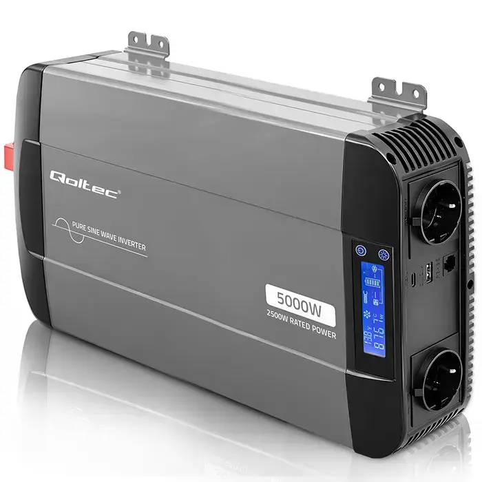 Qoltec Pure Sine Wave Inverter | 12V to 230V | 2500/5000W | LCD | USB | USC-C | Compatible with LiFePO4 GEL AGM