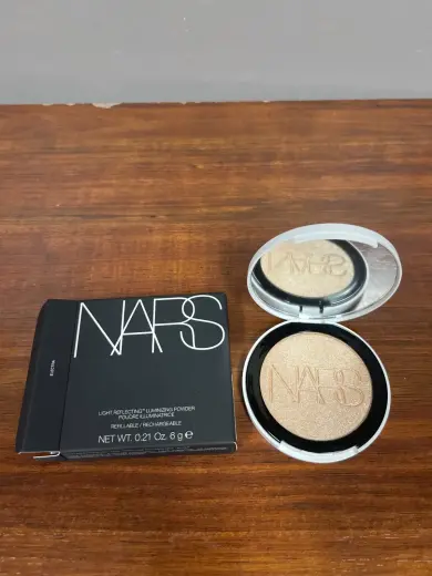 NARS - Light Reflecting Luminizing Powder