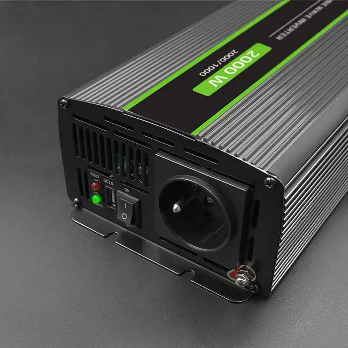 Qoltec Pure Sine Wave Inverter Monolith | 1000W | 2000W | 12V to 230V