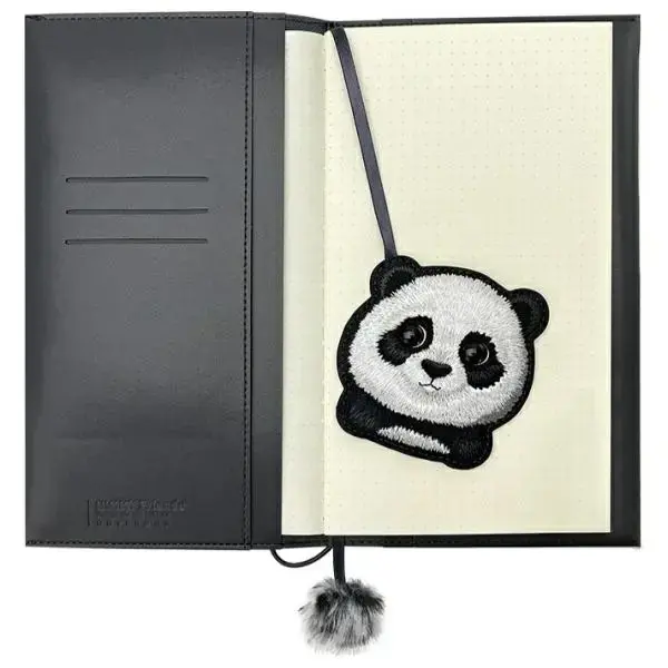 Nimmy Zestaw 2w1 notatnik + długopis      czarny|black Big Eyed Pet 2.0 Panda
