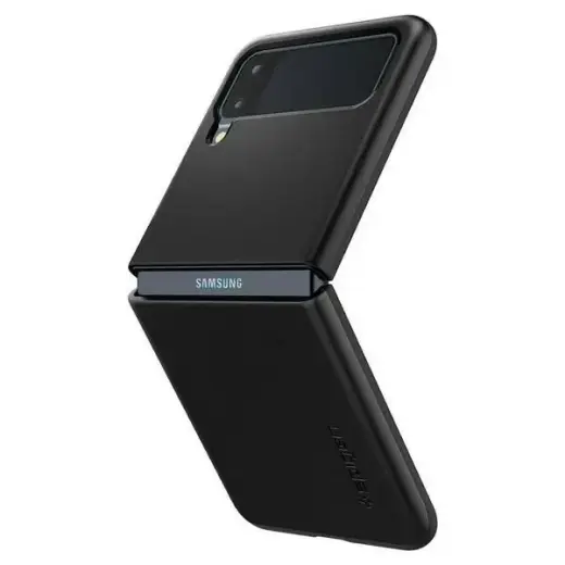 Чехол Spigen Thin Fit для Samsung Z Flip 3 черного цвета
