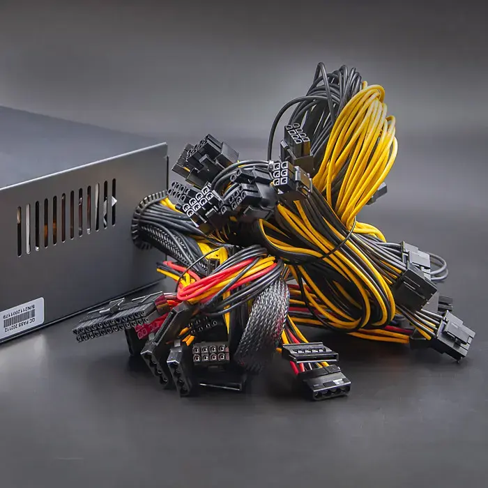 Qoltec ATX 1650W power supply | 80 Plus Platinum