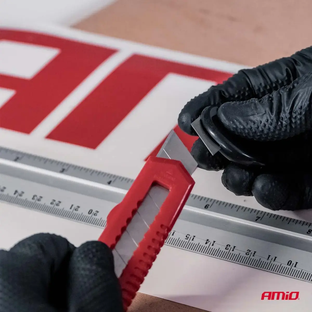 ABS Utility Knife 100x18x0,5mm 2szt. AMIO-04806