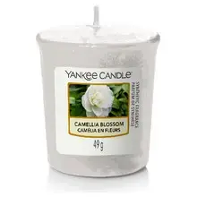 Camellia Blossom Candle - Aromatic votive candle